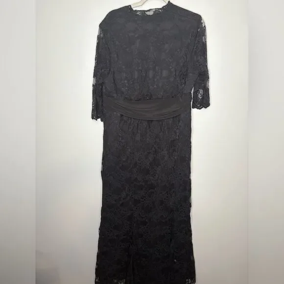 Kiyonna Screen Siren Lace Evening Gown